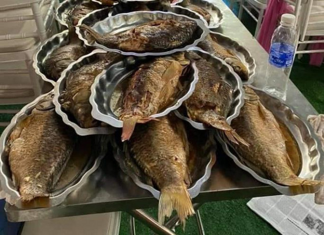 Tin tức 24h qua: Đặt 10 bàn tiệc rồi "bỏ bom" cùng 10 thẻ cào điện thoại - 2