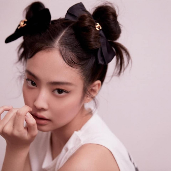 Không phải idol xinh đẹp nhất nhưng Jennie chính là cô gái “cân được mọi kiểu tóc” - 12