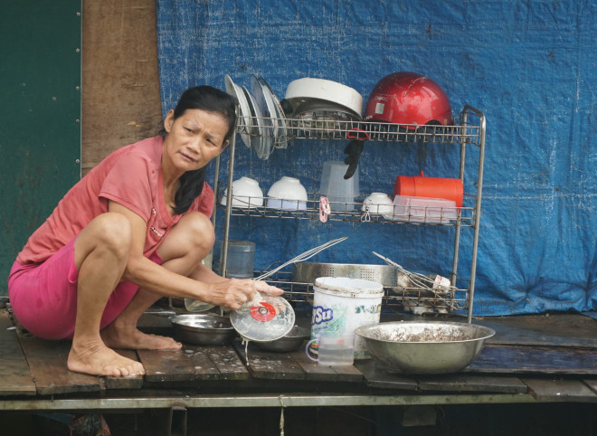 Cuộc sống cùng cực của người dân xóm chài Hà Nội và nỗi lo quy hoạch - 2