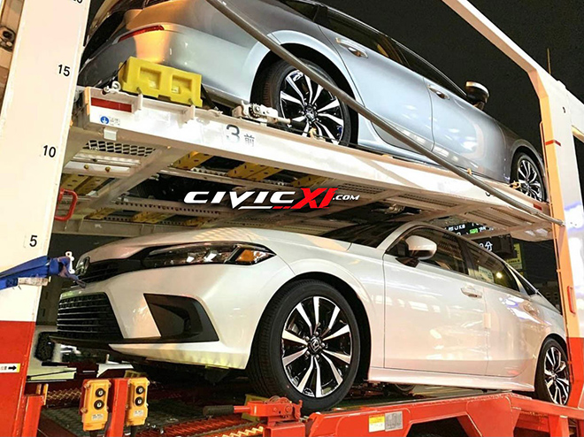 Honda Civic 2022 xuất hiện không che chắn trên xe vận chuyển - 1