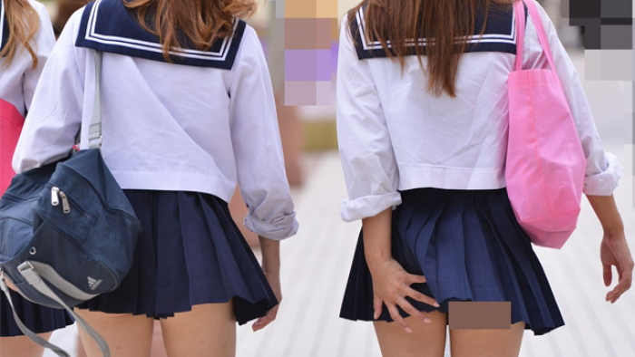 Vì sao các nữ sinh Nhật Bản luôn mặc váy ngắn kiểu thuỷ thủ