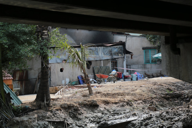 Vụ cháy 6 người trong cùng gia đình tử vong: Mẹ già khóc gào gọi tên con, cháu - 5