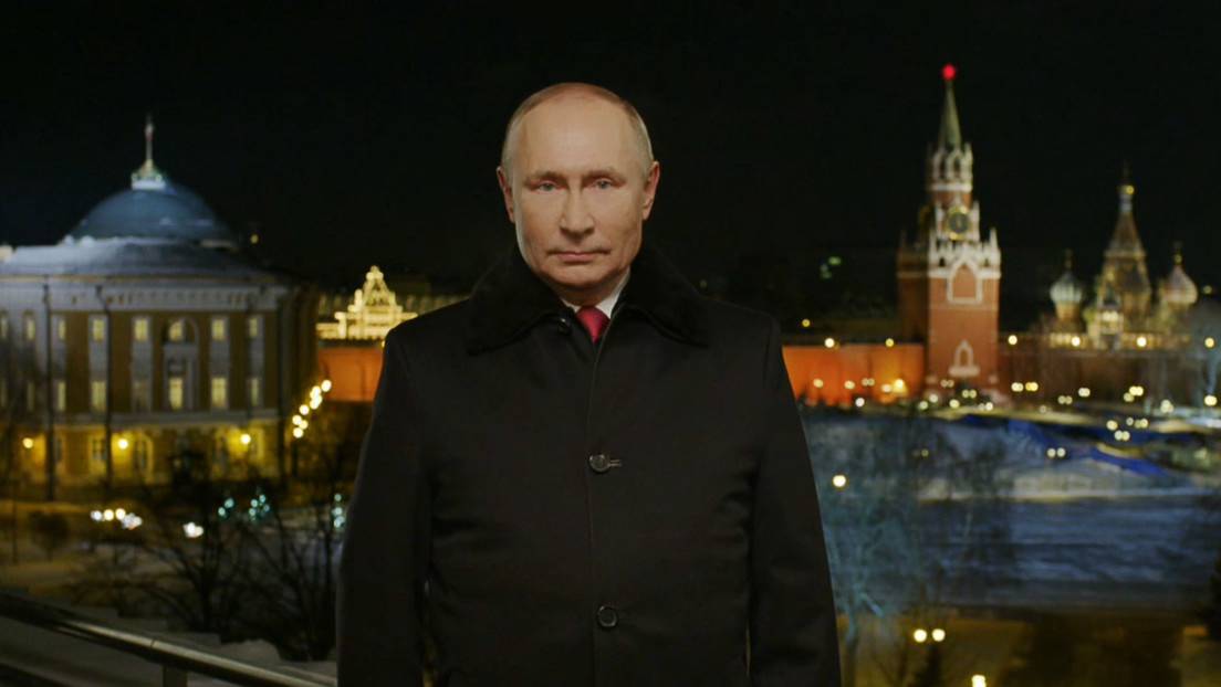 Năm mới, ông Putin nhắn nhủ gì tới dân Nga trong bài phát biểu chưa từng có? - 1
