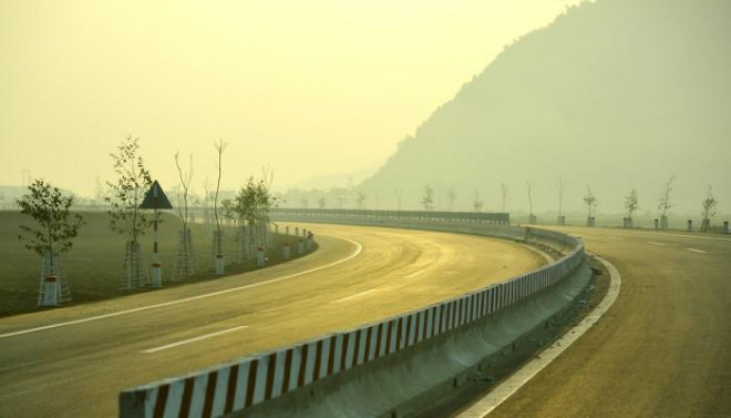 Kỳ tích gần 2 năm mở rộng gần 1.500km Quốc lộ 1 - 3