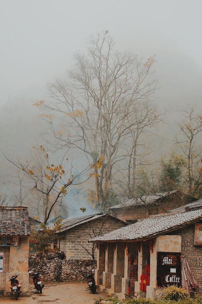 Đến Hà Giang thăm "nhà của Vua Mèo": Tha hồ check-in với những góc "sống ảo" cổ kính - 5