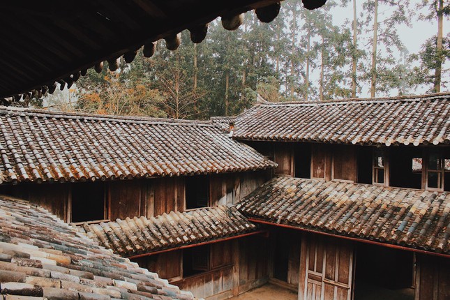 Đến Hà Giang thăm "nhà của Vua Mèo": Tha hồ check-in với những góc "sống ảo" cổ kính - 2