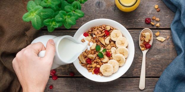 Chuyên gia mách bạn mẹo đơn giản giữ dáng trong những ngày nghỉ lễ - 2