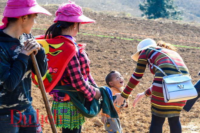 Ngất ngây miền thảo nguyên biên viễn Suôi Thầu - 11