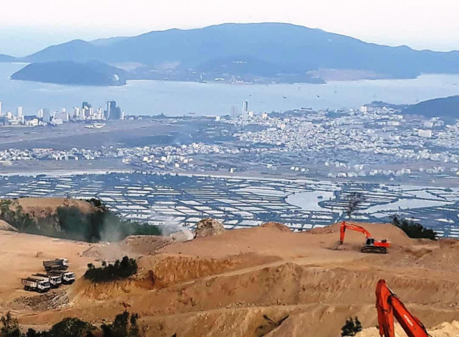 Đề nghị truy tố 7 người, trong đó có 2 cựu chủ tịch UBND tỉnh Khánh Hòa - 2