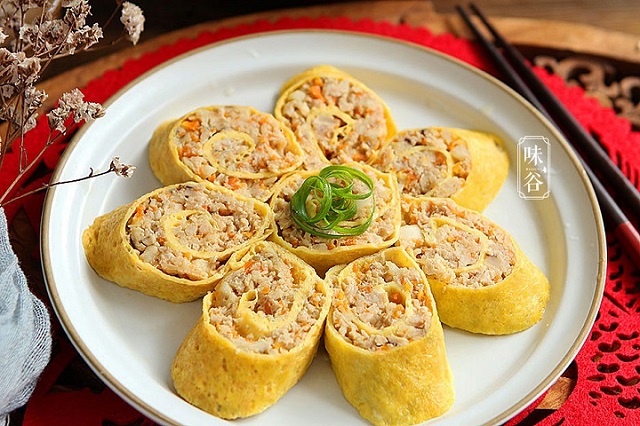 Tự tay làm món Trứng cuộn Như Ý đón tài lộc ngày vía Thần Tài - 1