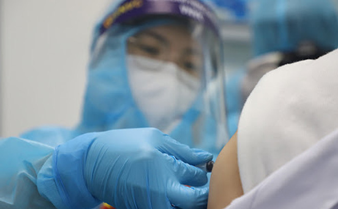 Bộ Y tế đưa 7 mũi vắc-xin COVID-19 trong giấy chứng nhận tiêm chủng mới - 1