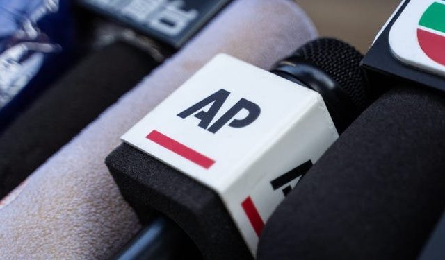AP News mở bán ảnh dưới dạng NFT - 1