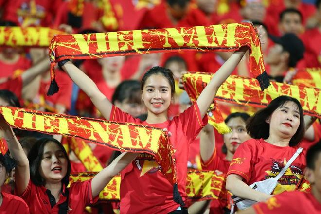 Trận Việt Nam -Trung Quốc được đón 20.000 cổ động viên vào sân Mỹ Đình - 1