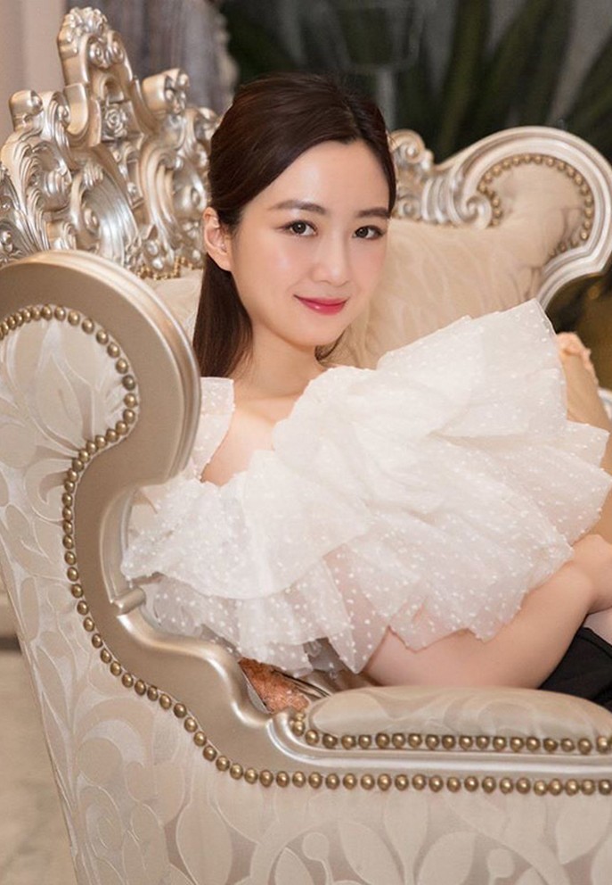 Nhan sắc tựa nữ thần của ái nữ nhà hoa hậu Giáng My và ông chủ Tân Hoàng Minh - 6