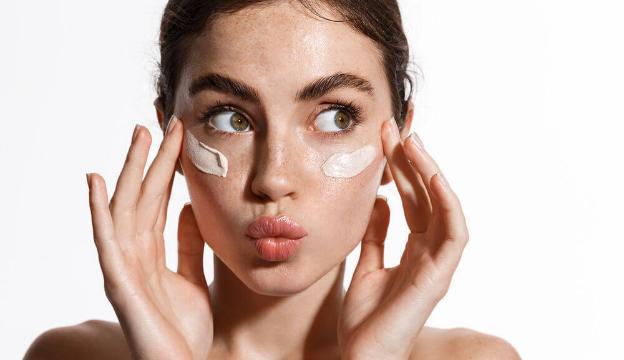 Những sai lầm tồi tệ nhất khi chăm sóc da mùa lạnh - 3