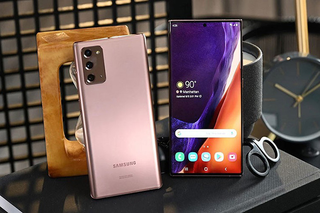 Samsung chỉ bán được 2/3 số smartphone sản xuất ra trong năm 2021 - 1