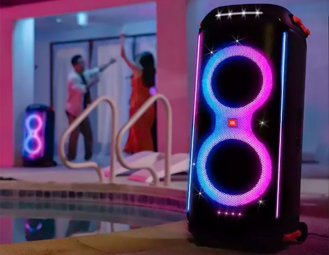 JBL giới thiệu loa karaoke di động PartyBox 710 với 5 hiệu ứng ánh sáng - 1