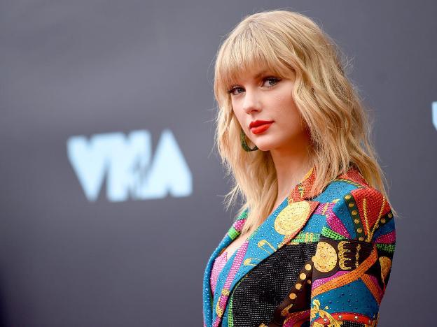 Taylor Swift trở thành biểu tượng sắc đẹp toàn cầu nhờ 10 tips này - 5