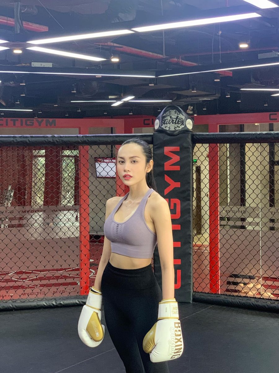 "Mỹ nhân Trấn Thành muốn nuôi" công khai cắt bỏ một thứ để có thân hình như búp bê - 3