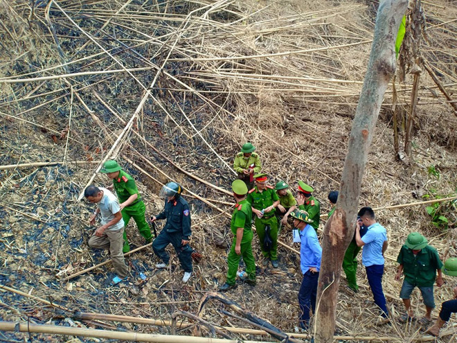 2 người bị sát hại ở Sơn La, công an đang truy bắt nghi phạm trong rừng - 1