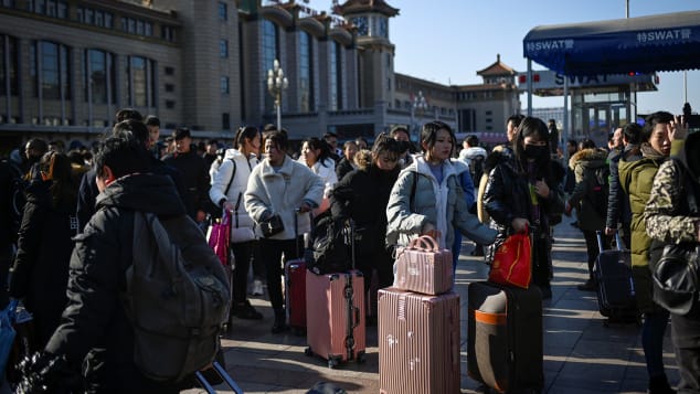 Đằng sau việc người dân Trung Quốc hối hả rời Bắc Kinh trong dịp Tết Nguyên đán - 1
