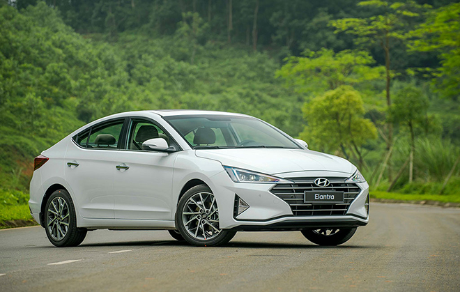 Giá xe Hyundai Elantra lăn bánh tháng 1/2022, giảm 50% phí trước bạ - 4