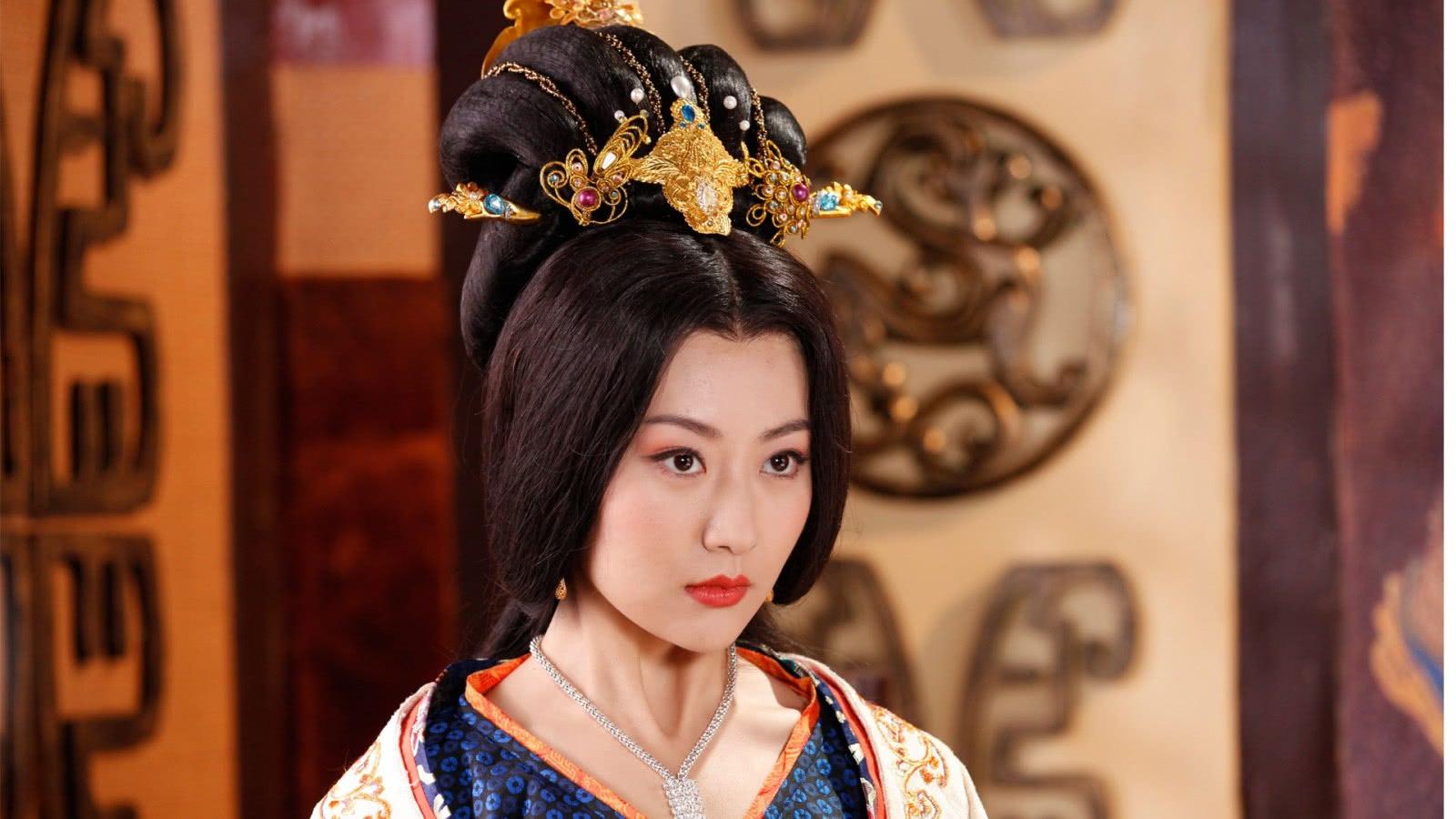 Mỹ nhân Trung Hoa “ngồi trên” cả hoàng đế, bị chém đầu vì quá xinh đẹp - 1