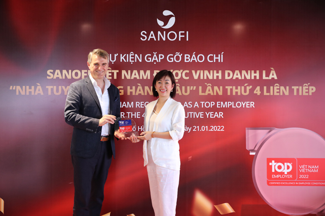 Sanofi Việt Nam giữ vững danh hiệu “Nhà tuyển dụng hàng đầu” 4 năm liên tiếp - 1
