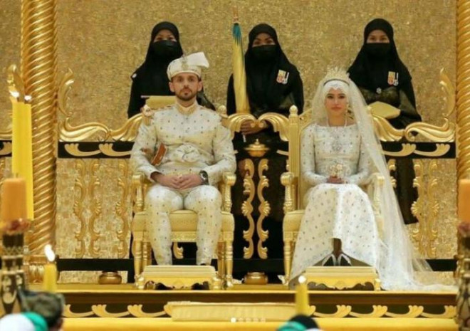 Đám cưới 10 ngày đêm trong cung điện vàng của công chúa Brunei - 1