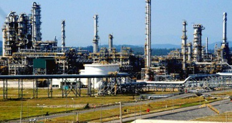 Thiếu tiền, nhà máy lọc dầu lớn nhất Việt Nam nguy cơ ngừng hoạt động - 1