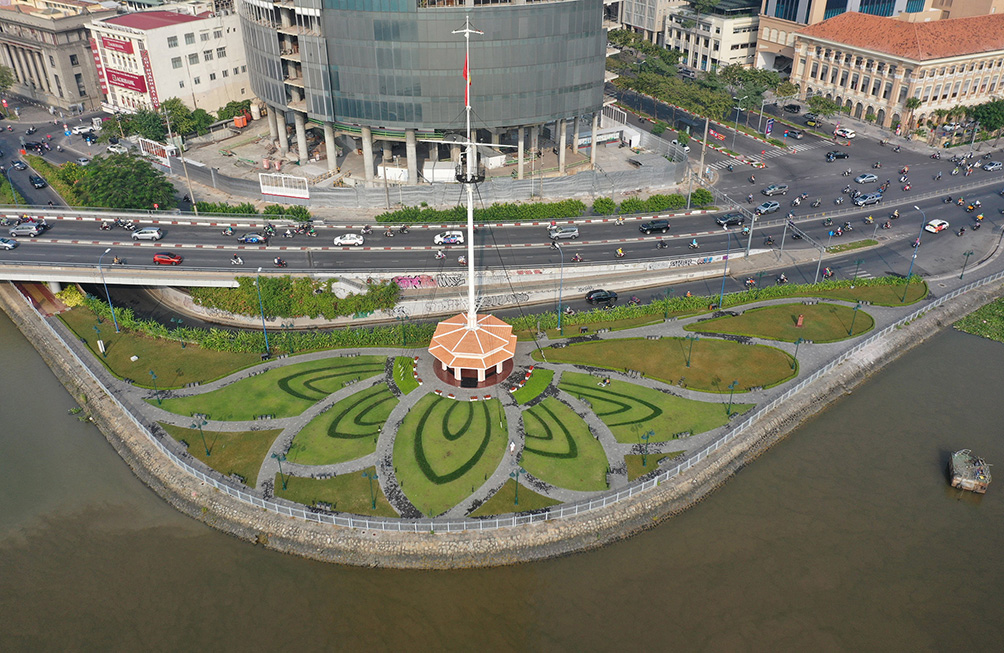 Vẻ hiện đại ở công viên bên bờ sông Sài Gòn sau cải tạo - 13