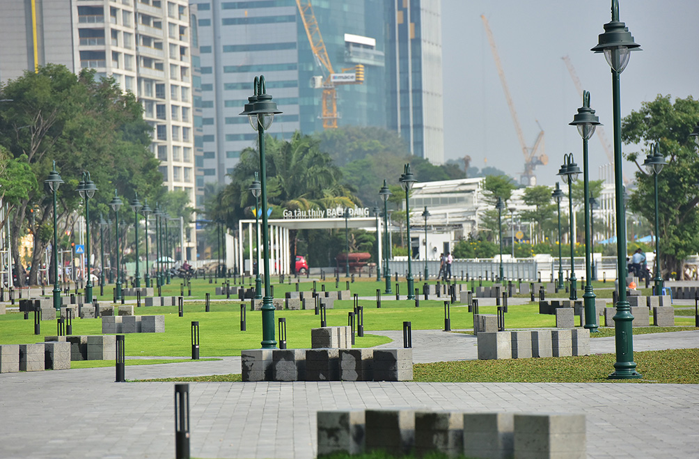 Vẻ hiện đại ở công viên bên bờ sông Sài Gòn sau cải tạo - 6