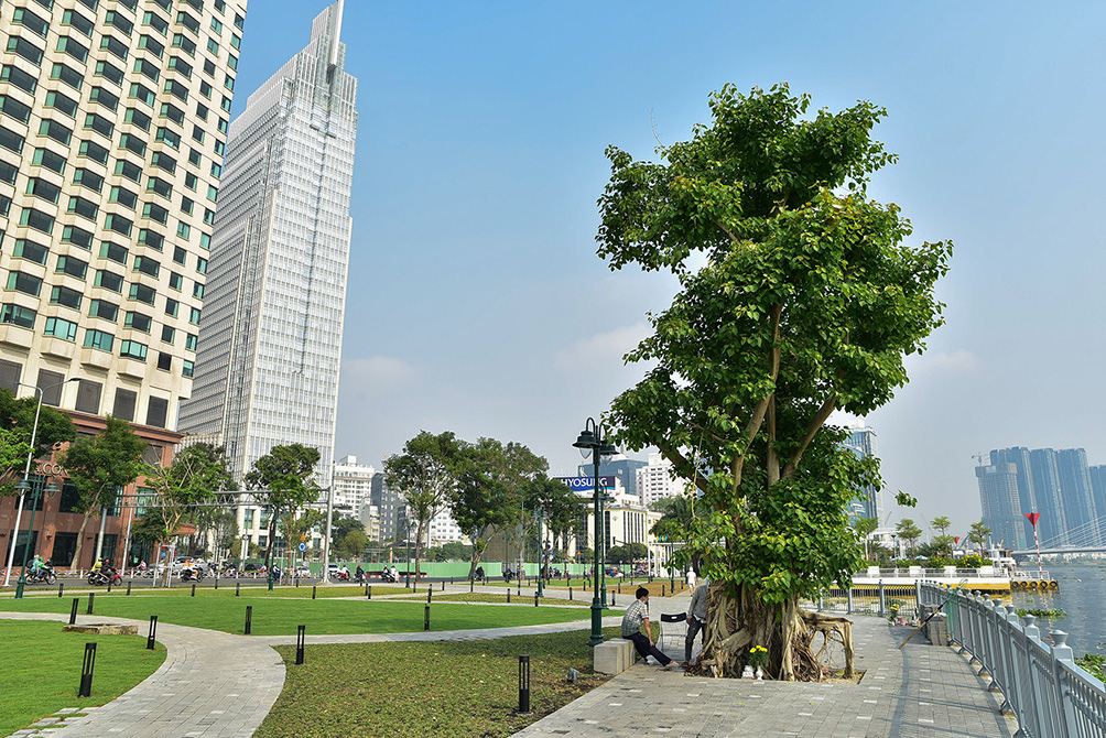 Vẻ hiện đại ở công viên bên bờ sông Sài Gòn sau cải tạo - 10