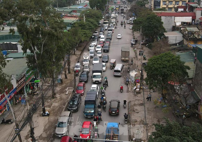 Đường phố Hà Nội bắt đầu ùn tắc kinh hoàng bất kể giờ giấc - 6