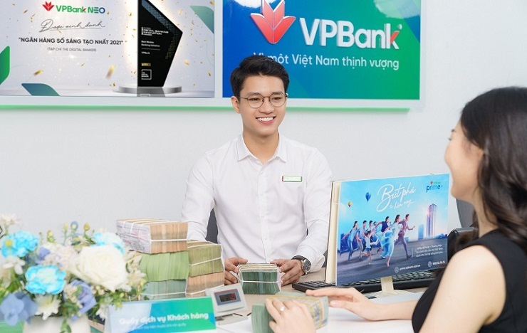 Những ngân hàng lãi lớn nhất trong năm 2021 - 1