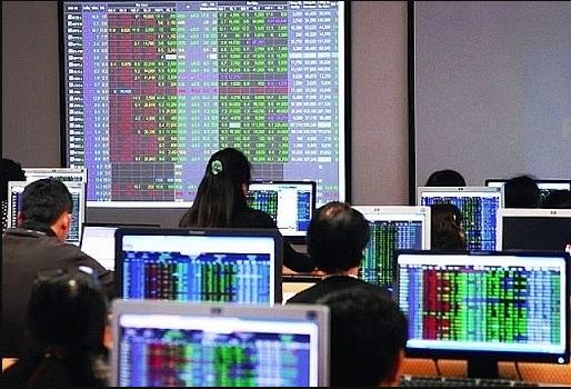 Sân chơi nóng nghỉ Tết trong không khí ảm đạm - 3