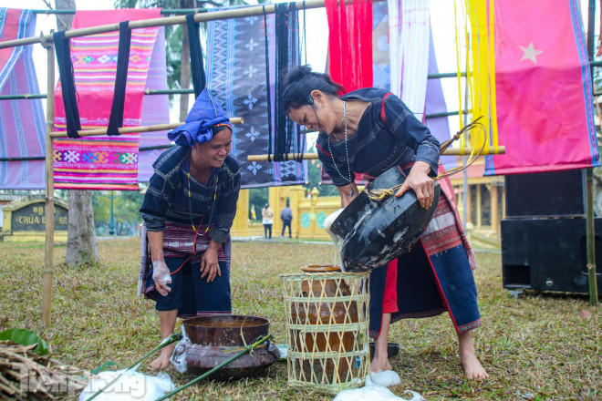 Đặc sắc nghi thức 'cúng vợt sợi bông' của đồng bào Ba Na - 6