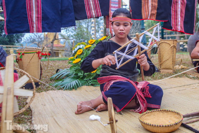 Đặc sắc nghi thức 'cúng vợt sợi bông' của đồng bào Ba Na - 9