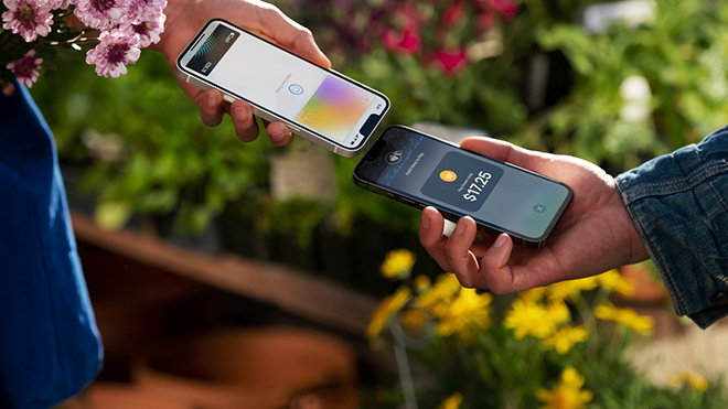 Apple bất ngờ công bố tính năng chạm iPhone để thanh toán - 1