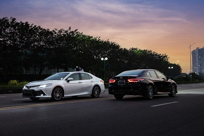 Giá xe Toyota Camry lăn bánh tháng 2/2022, giảm 10% phí bảo hiểm vật chất - 3