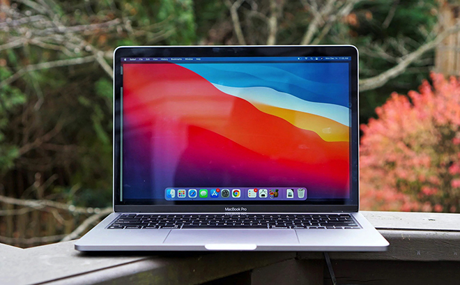 Hàng loạt MacBook giảm giá mạnh giữa tháng 2 - 1