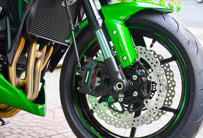 Giá xe Z1000 2022 mới nhất của Kawasaki - 10