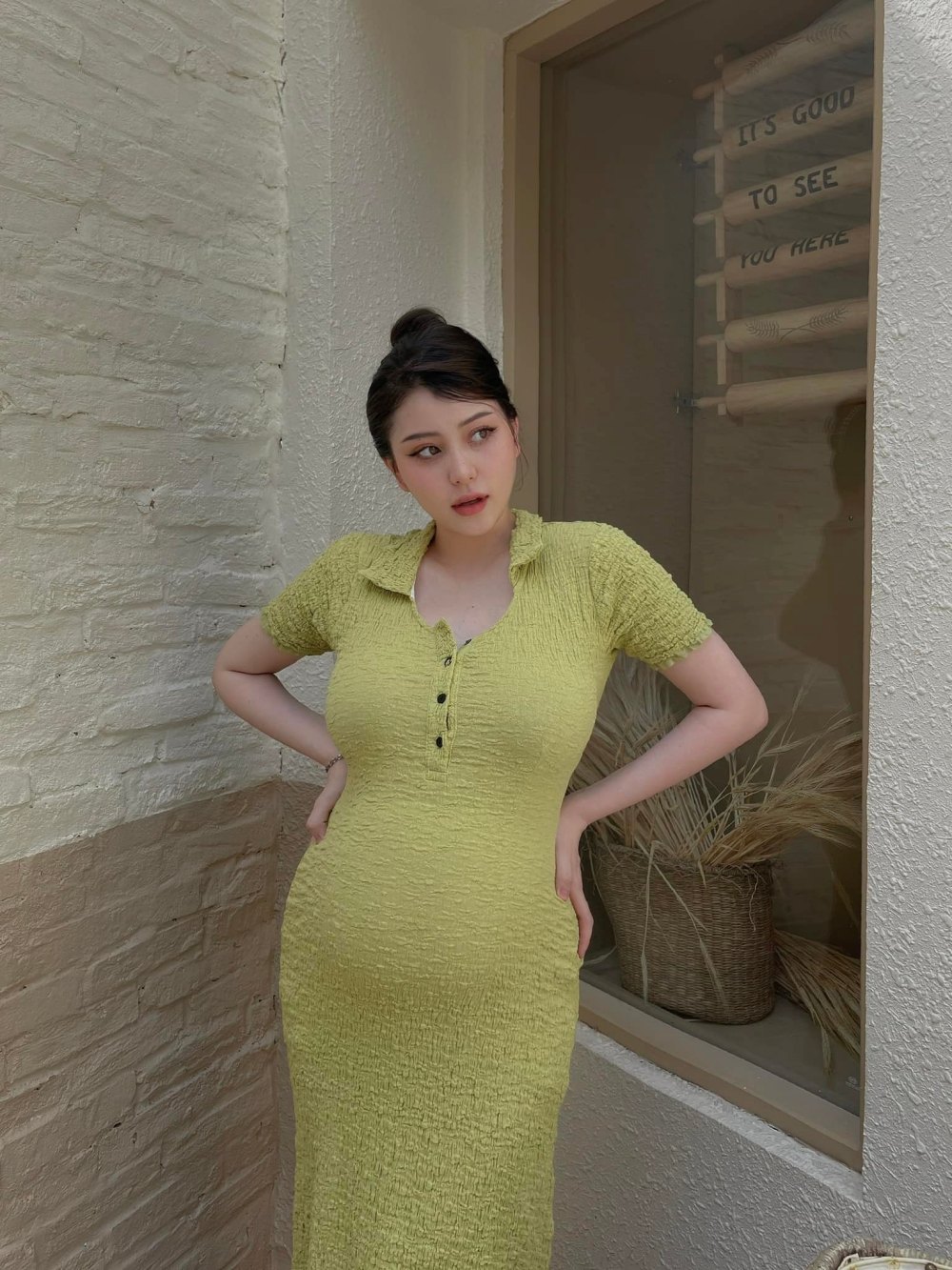 Ảnh mang bầu 6 tháng của Wilson Nhật Anh khiến ai cũng trầm trồ vì vòng 1 quá sexy - 6