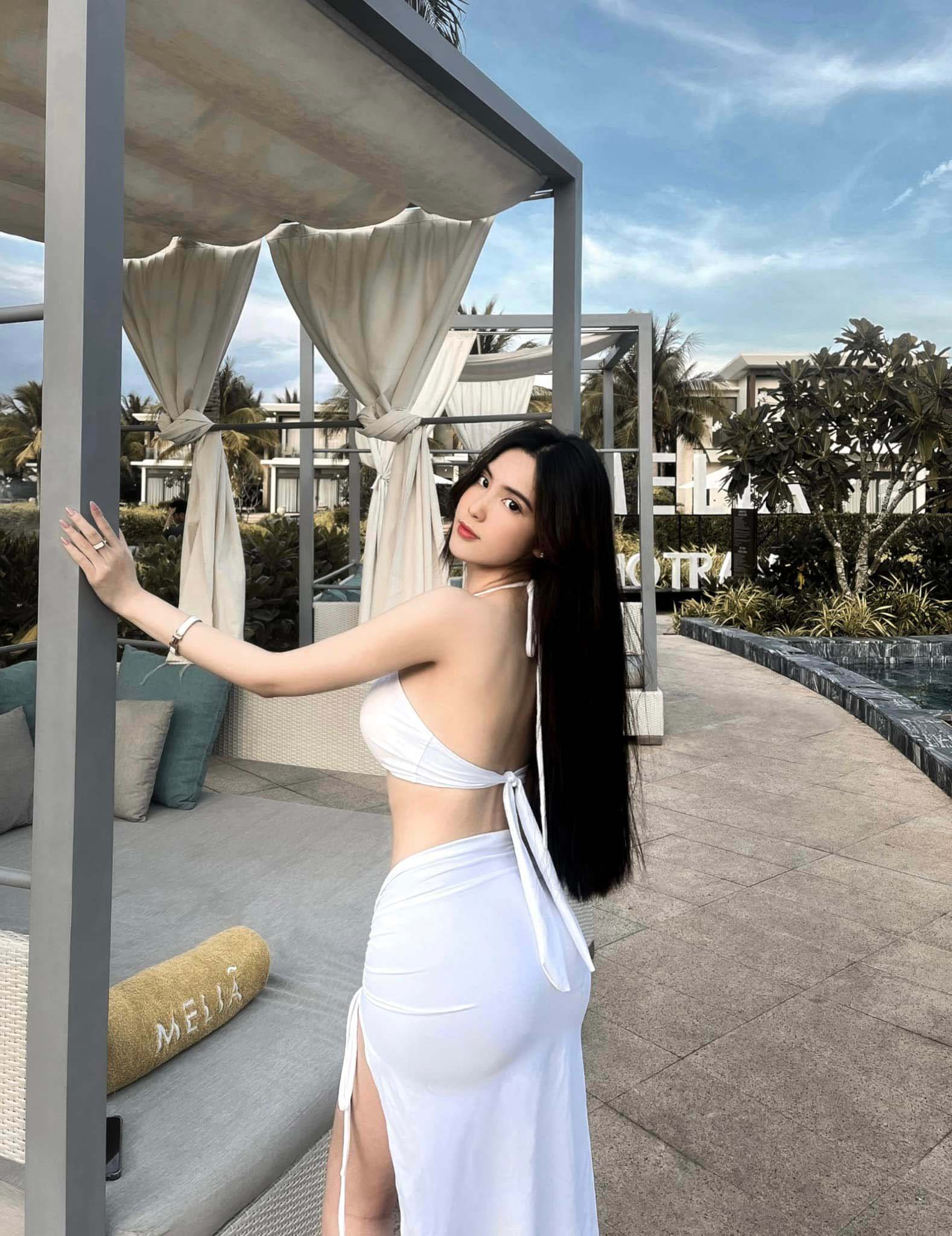 Cô gái Đồng Tháp nổi "rần rần" trên báo Trung Quốc khoe đường cong vạn người mê - 4