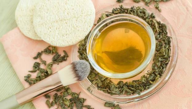 5 cách đánh thức vẻ đẹp làn da từ trà xanh - 4
