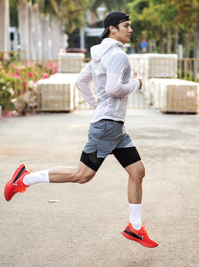 "Giám đốc đẹp trai nhưng lăng nhăng" khoe body chuẩn mẫu khiến chị em "phát cuồng" - 5