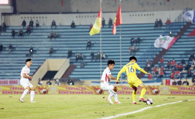 Nghịch lý bóng đá Nam Định - 1