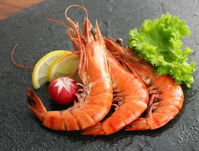 8 thực phẩm cực tốt cho người bị rụng tóc - 1