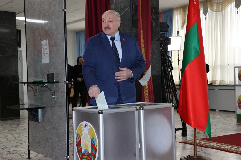 Tổng thống Belarus cảnh báo phương Tây không đẩy Nga vào Thế chiến III - 1