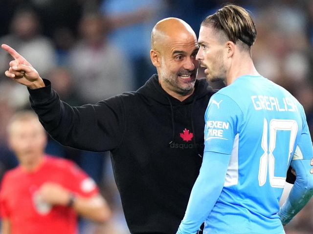 Ngôi sao 100 triệu bảng Grealish mắc sai lầm ở Man City, bị Pep "nắn gân”